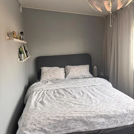 Stylish Townhouse With 3 Bedrooms And Bathtub Appartement *