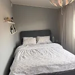 Stylish Townhouse With 3 Bedrooms And Bathtub 아파트 *